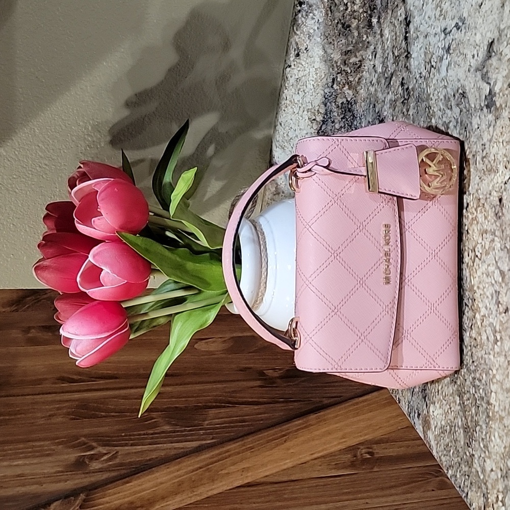 Michael Kors EUC Ava Cross Stitch Mini Crossbody pink Bag - Picture 2 of 14